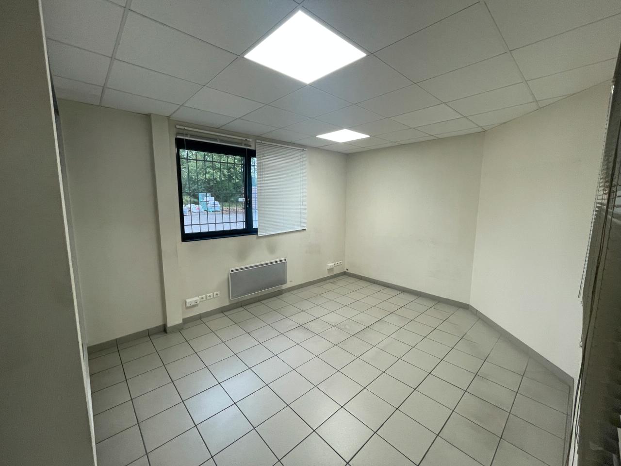 Local d'activité Ennery 1170m² Location local d'activité Ennery Moselle OLACT2425858 2